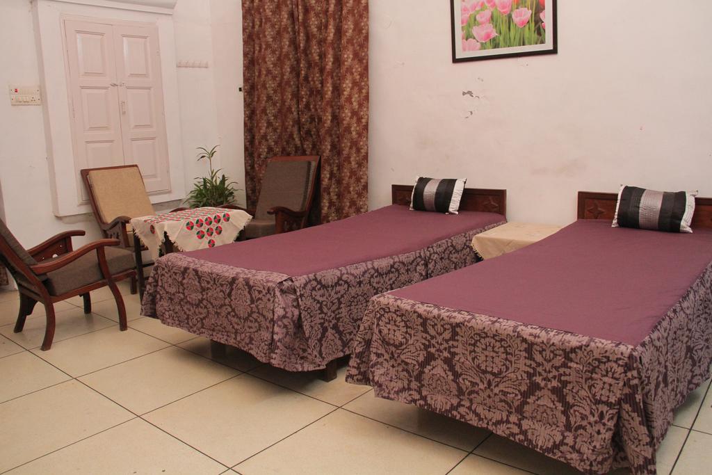 Tourist Guest House Amritsar Rum bild