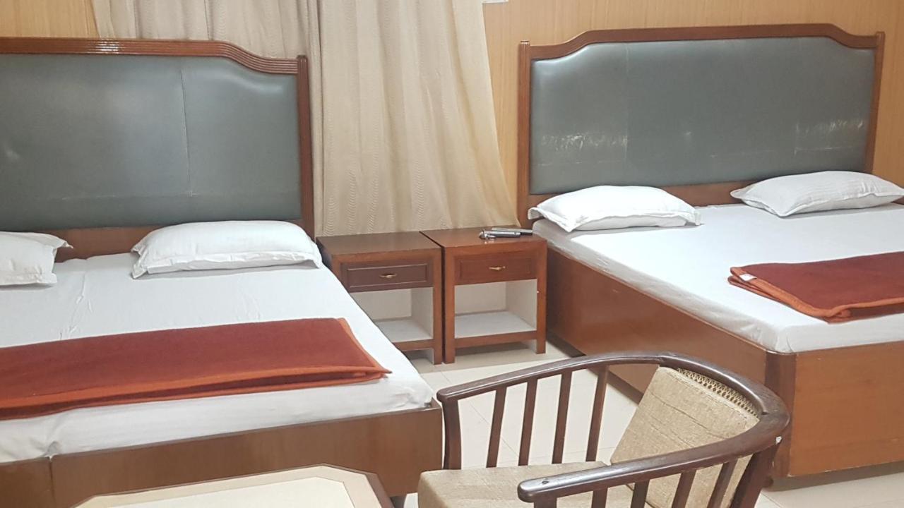 Tourist Guest House Amritsar Exteriör bild
